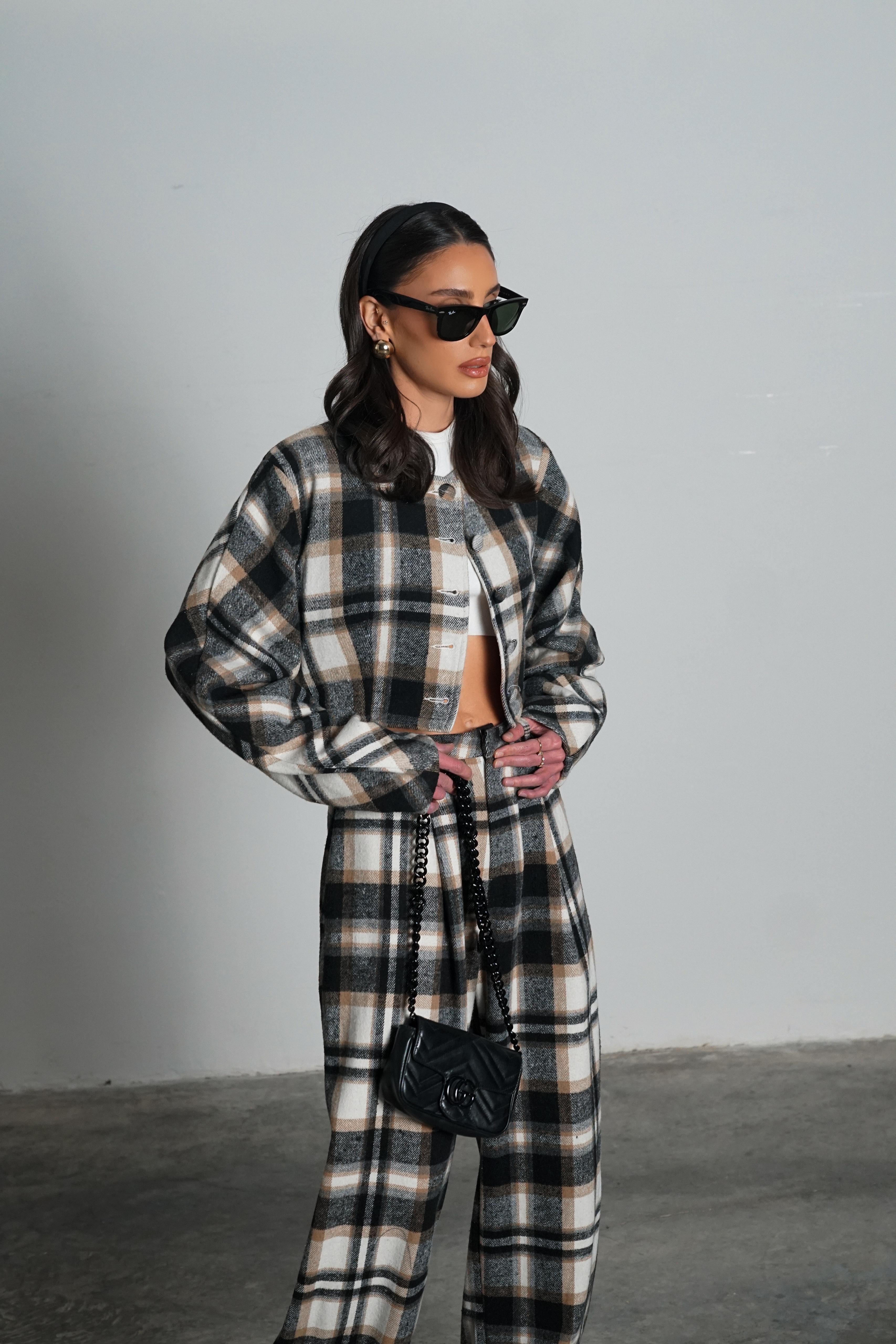 חליפה פטיסר חליפה חום GOVANA