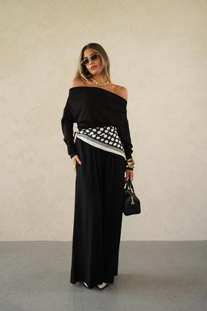 חליפת אייבי חליפה O.S שחור RFA