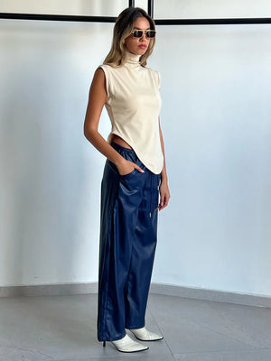 מכנס שחף דמוי עור כחול טיאגו