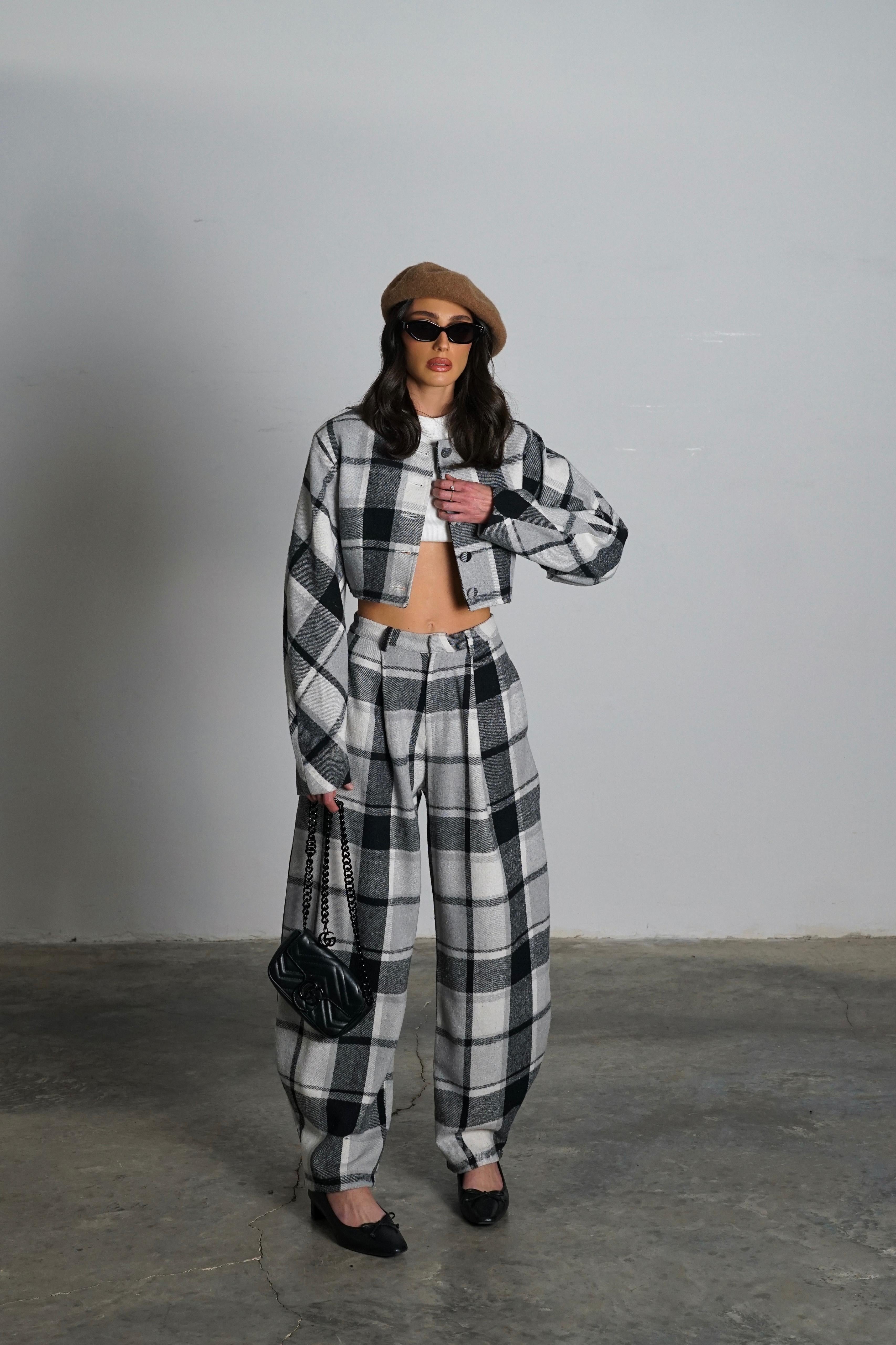 חליפה פטיסר חליפה אפור בהיר GOVANA