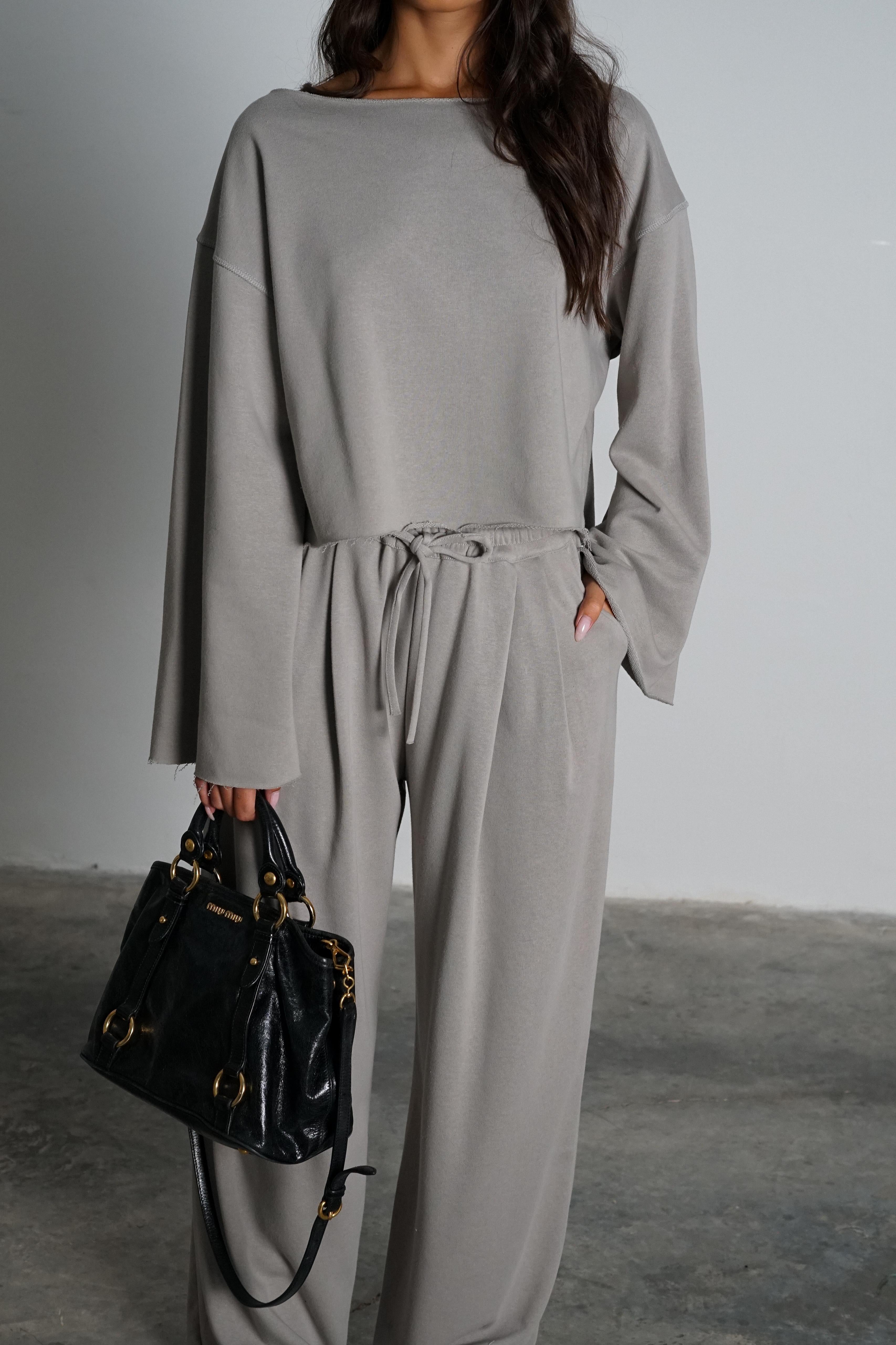 חליפת דרלין חליפה אפור GOVANA