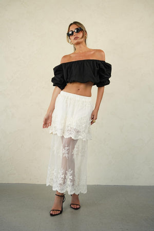 חצאית רומי חצאית קרם One size RFA