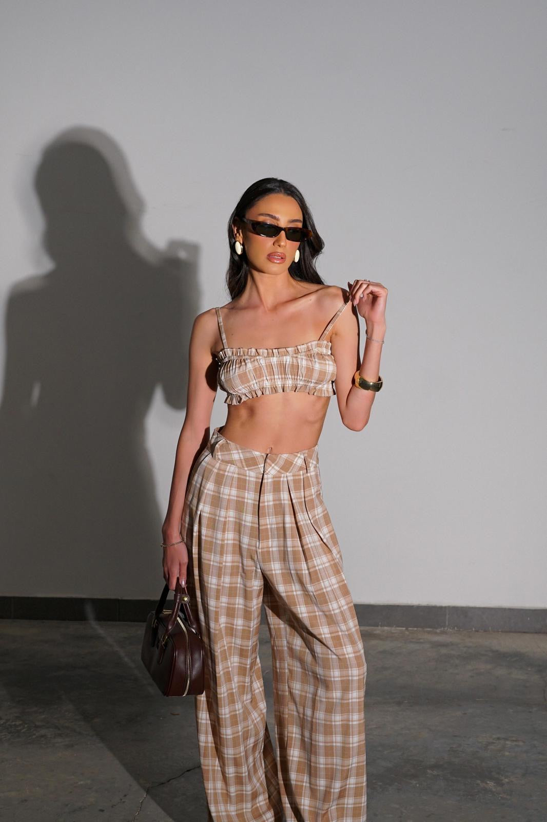 חליפת ניקולטה חליפה חום GOVANA