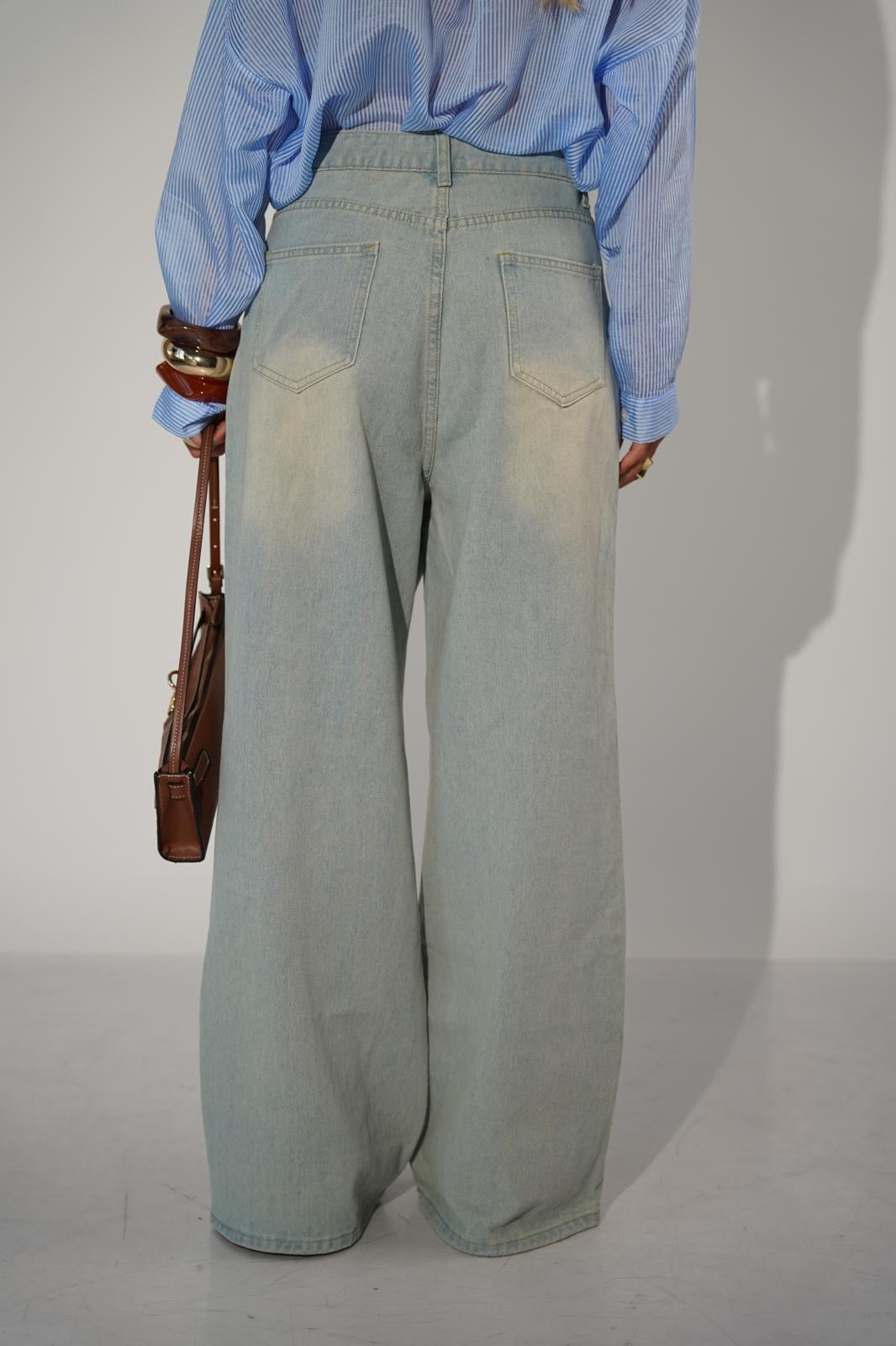 ג'ינס ליאו ג׳ינס RFA