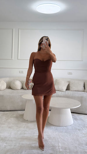 שמלת סטאי פס תחרה שמלה נטלי שווילי