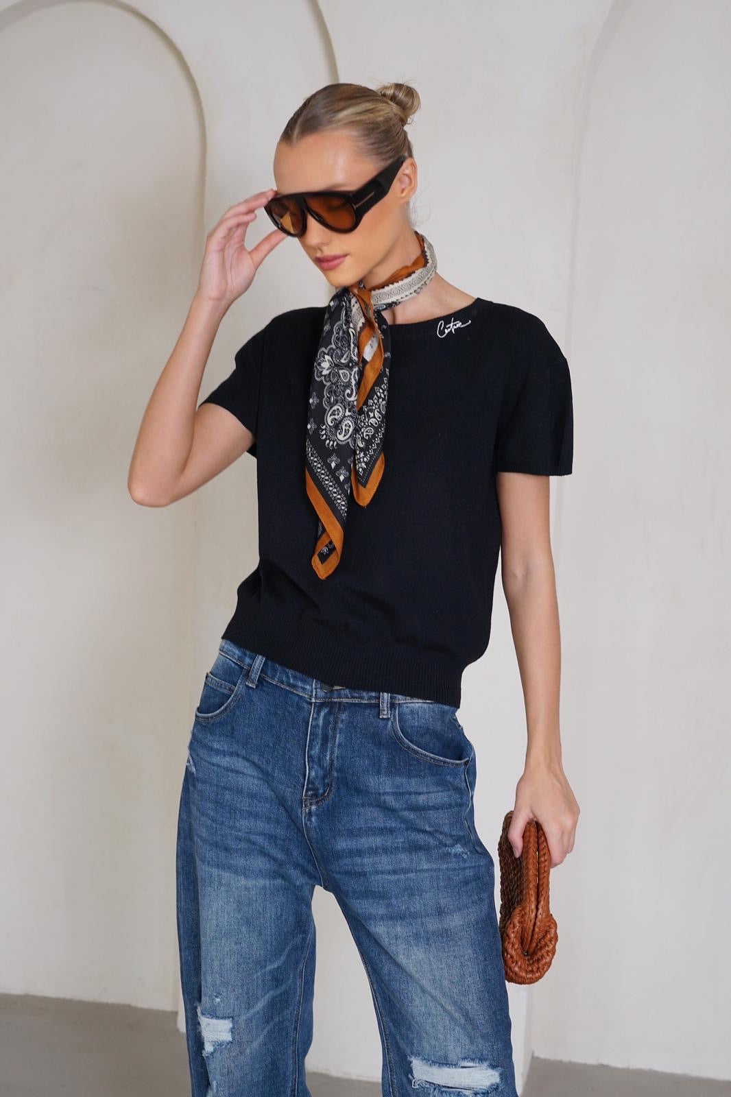 סריג COUTURE מטפחת חולצה שחור אנטיגו