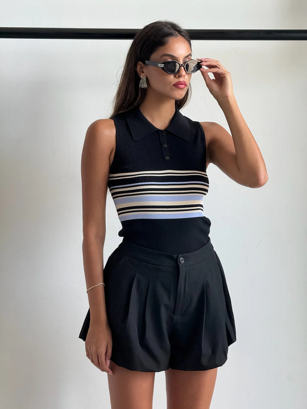 חולצת נל חולצה O.S שחור טיאגו