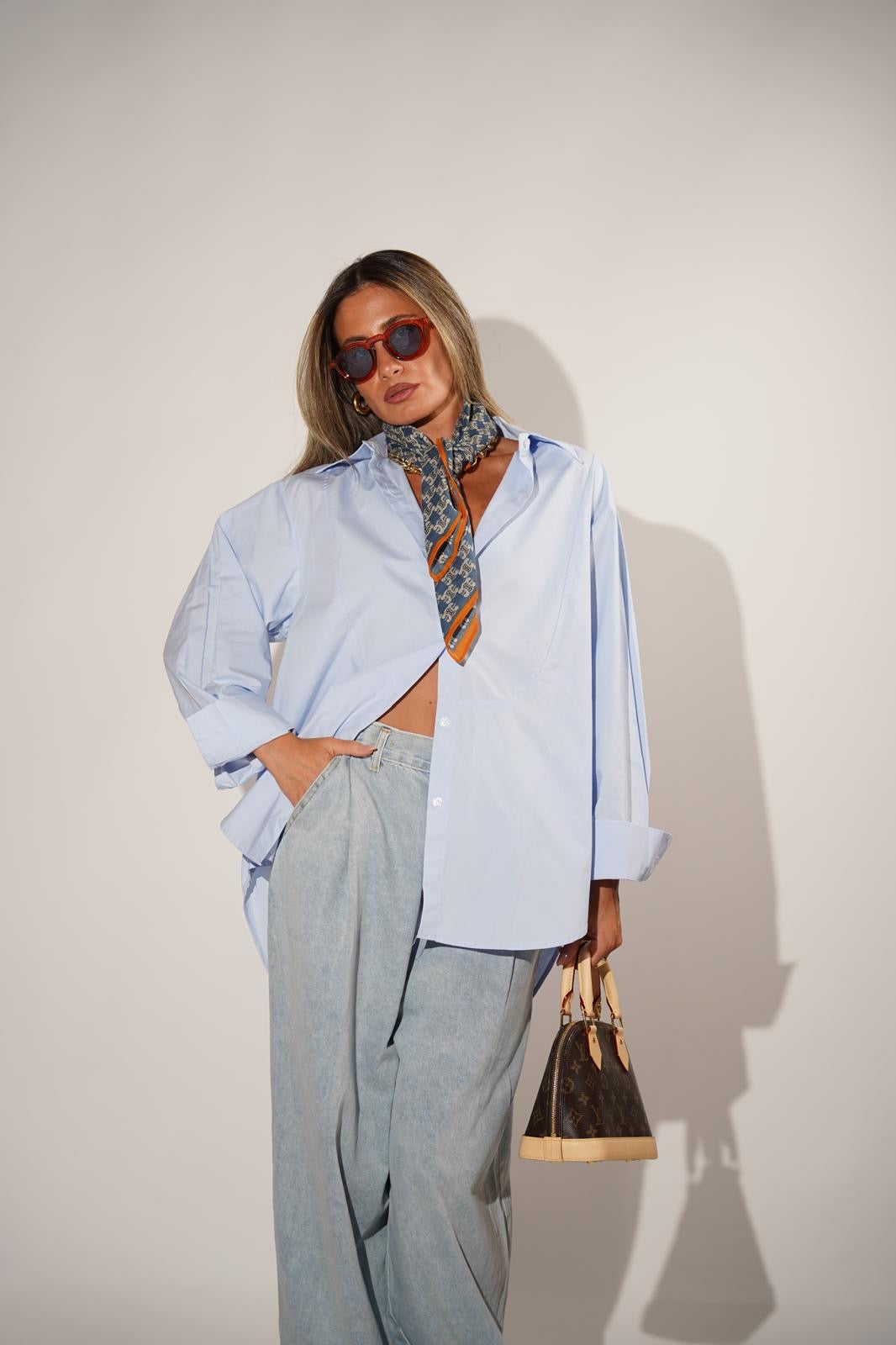 חולצת קלוד חולצה RFA