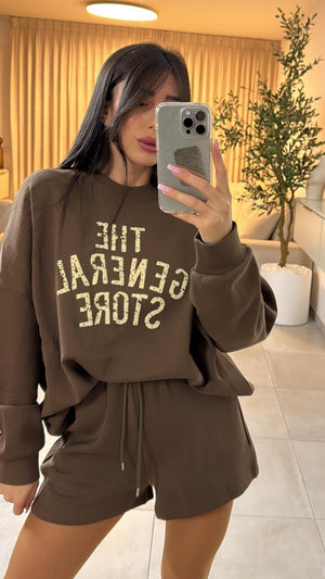 חליפה סטור מבית גליתה רק בשני בוטיק מעצבים