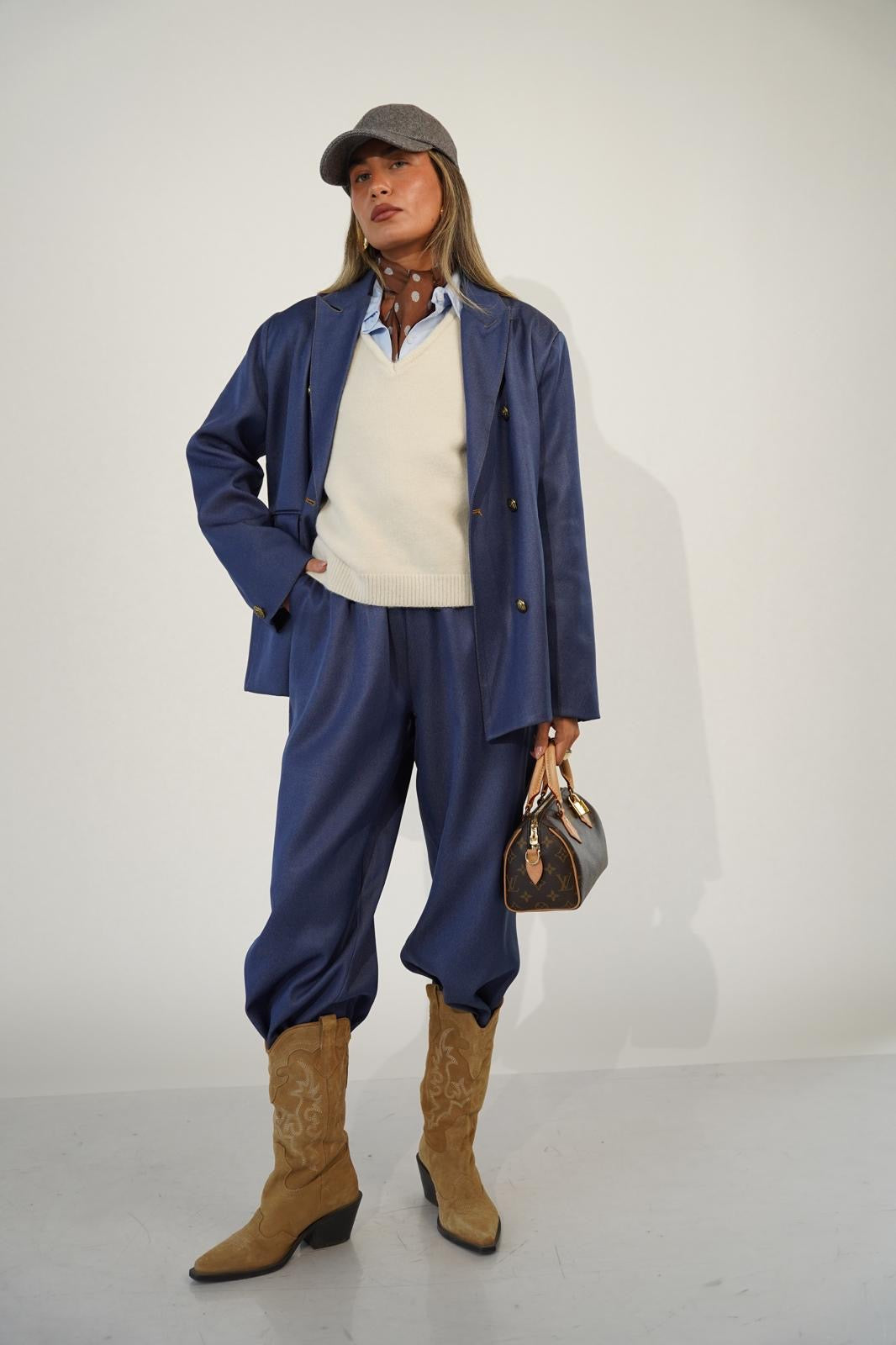 אפודה רוס חולצה שמנת O.S RFA