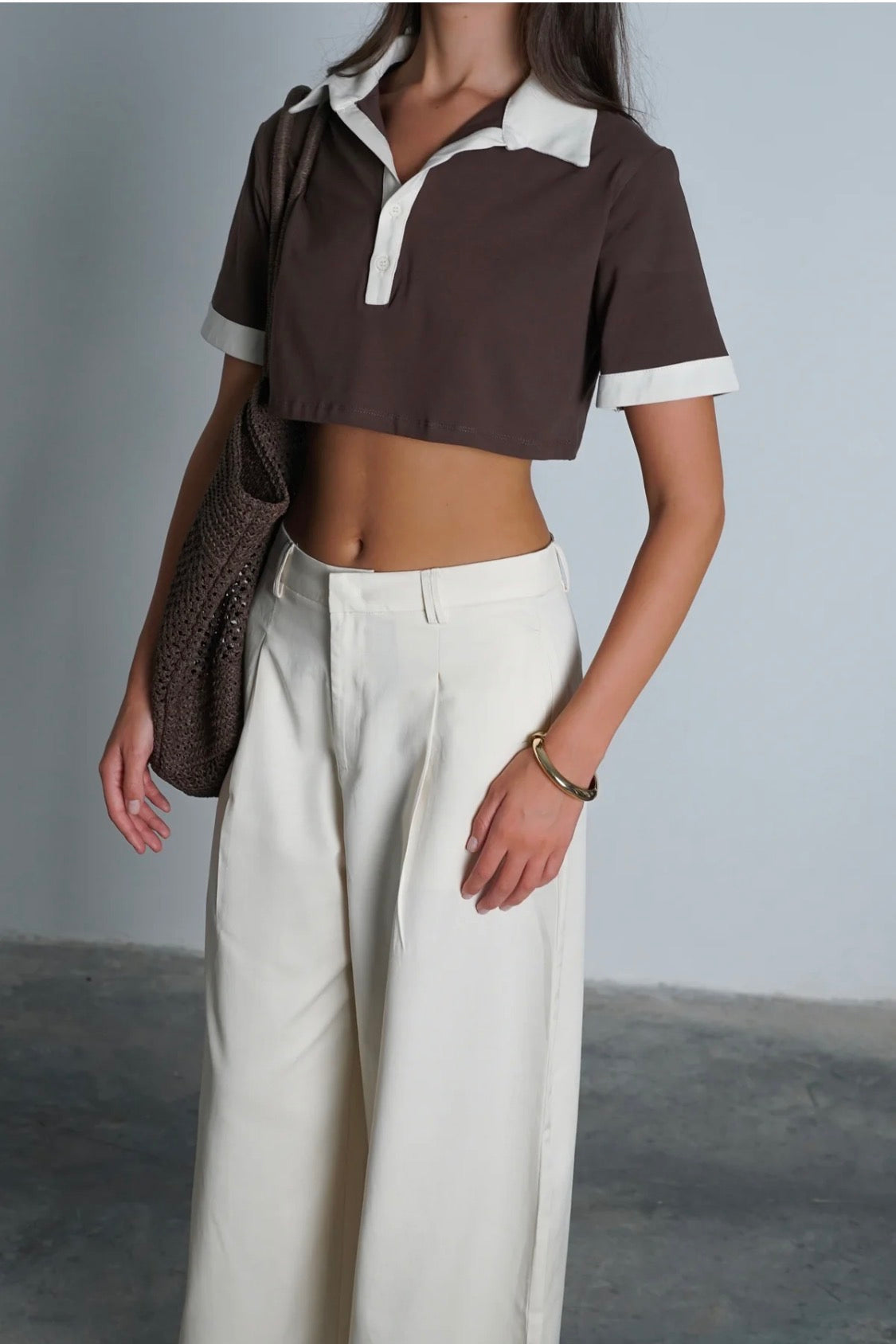 חולצת פולה חולצה חום GOVANA