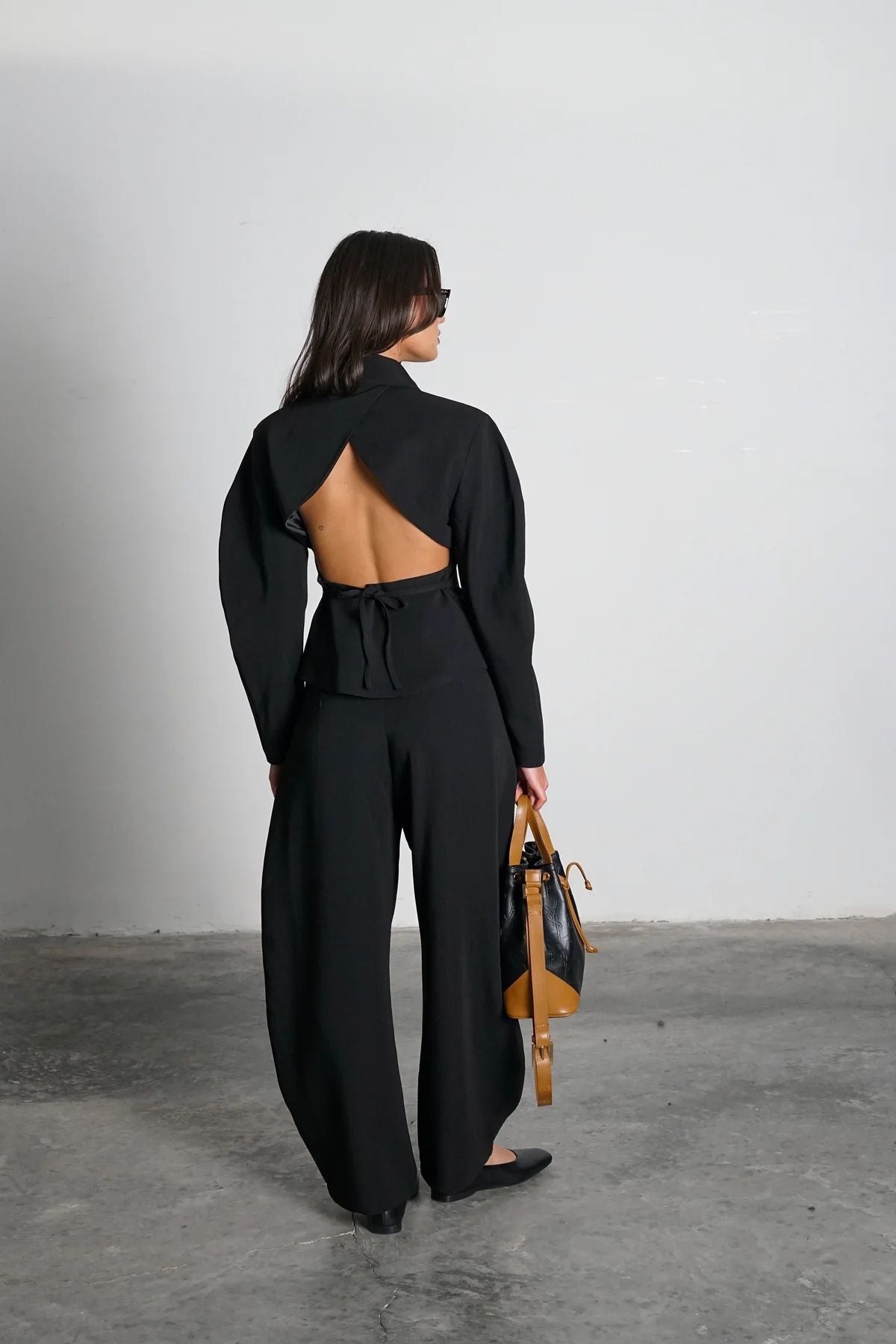 חליפת מידטאון חליפה שחור GOVANA