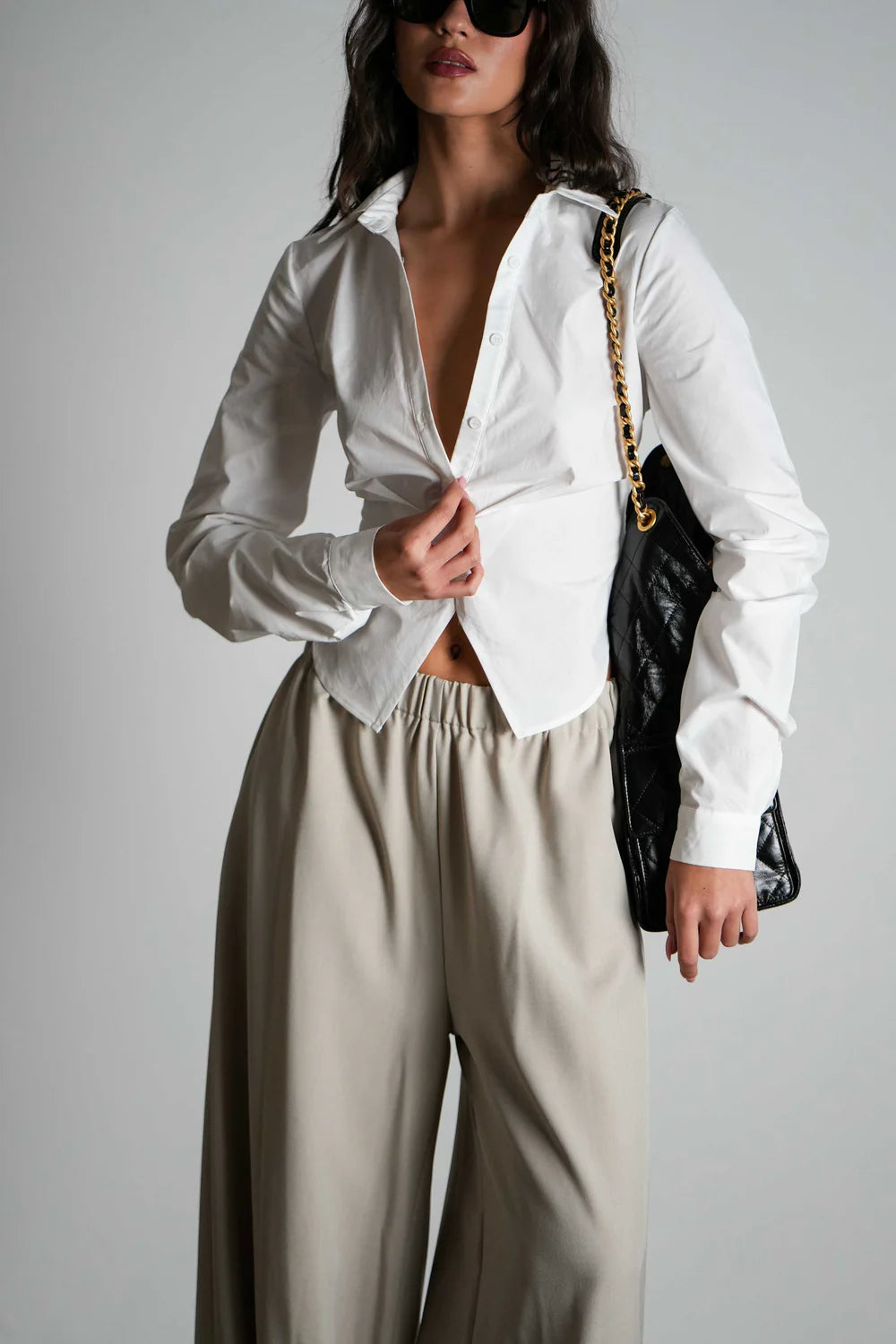 מכנסי טייטל מבית GOVANA רק בשני בוטיק מעצבים