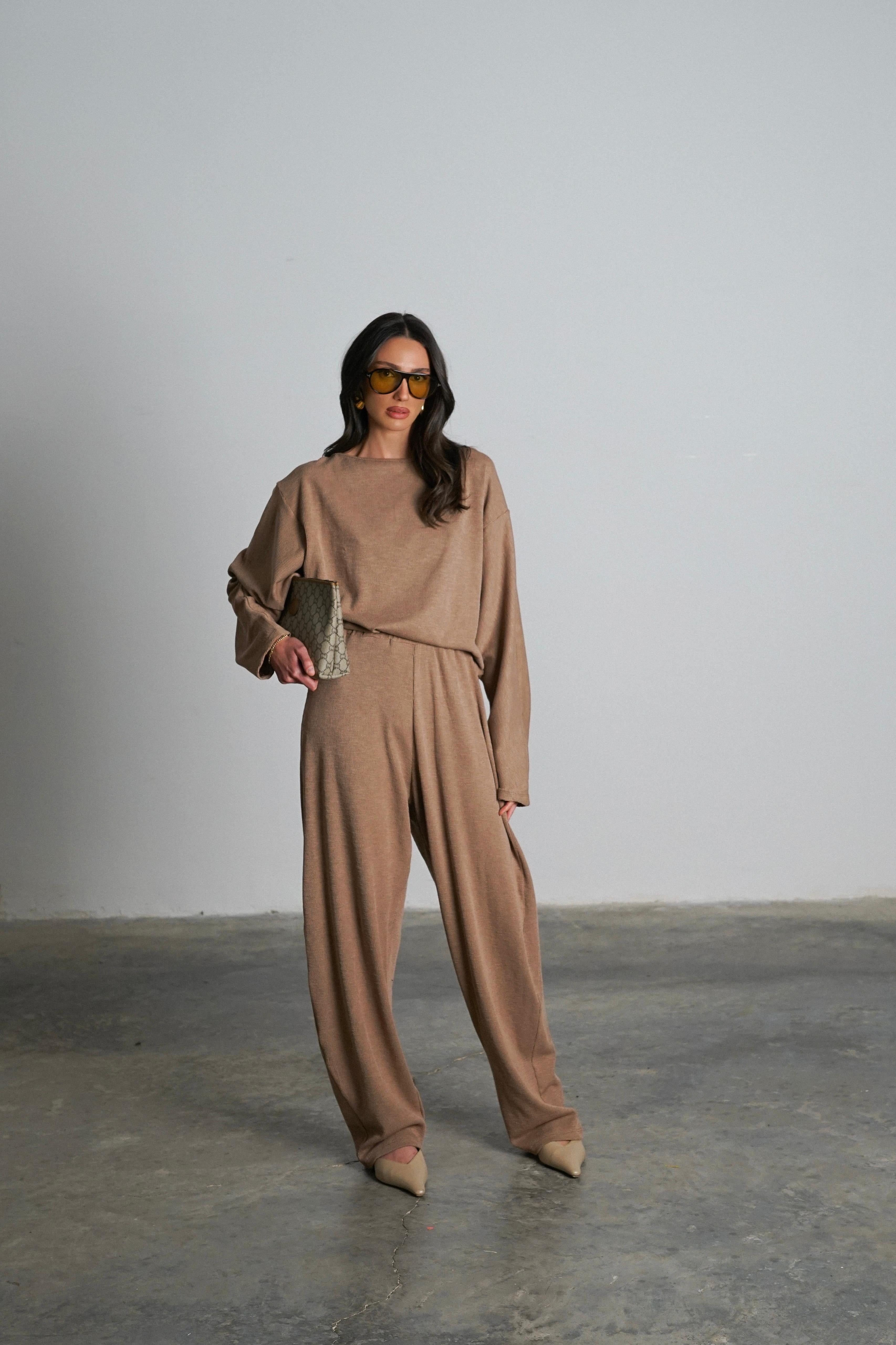 חליפת בלוברי חליפה חום GOVANA