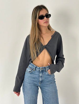 T- מסובבת חולצה אפור REALTY