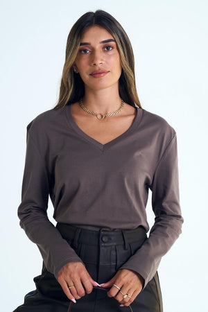 חולצת אורי חולצה חום טיאגו