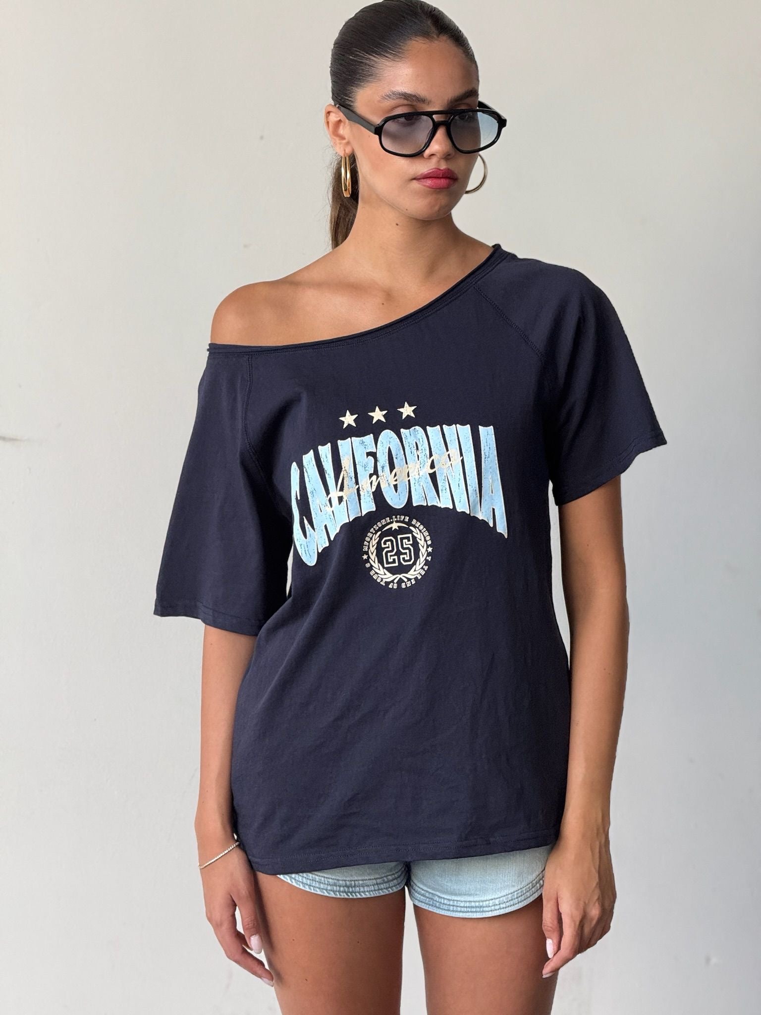 חולצת אגת חולצה כחול נייבי O.S טיאגו