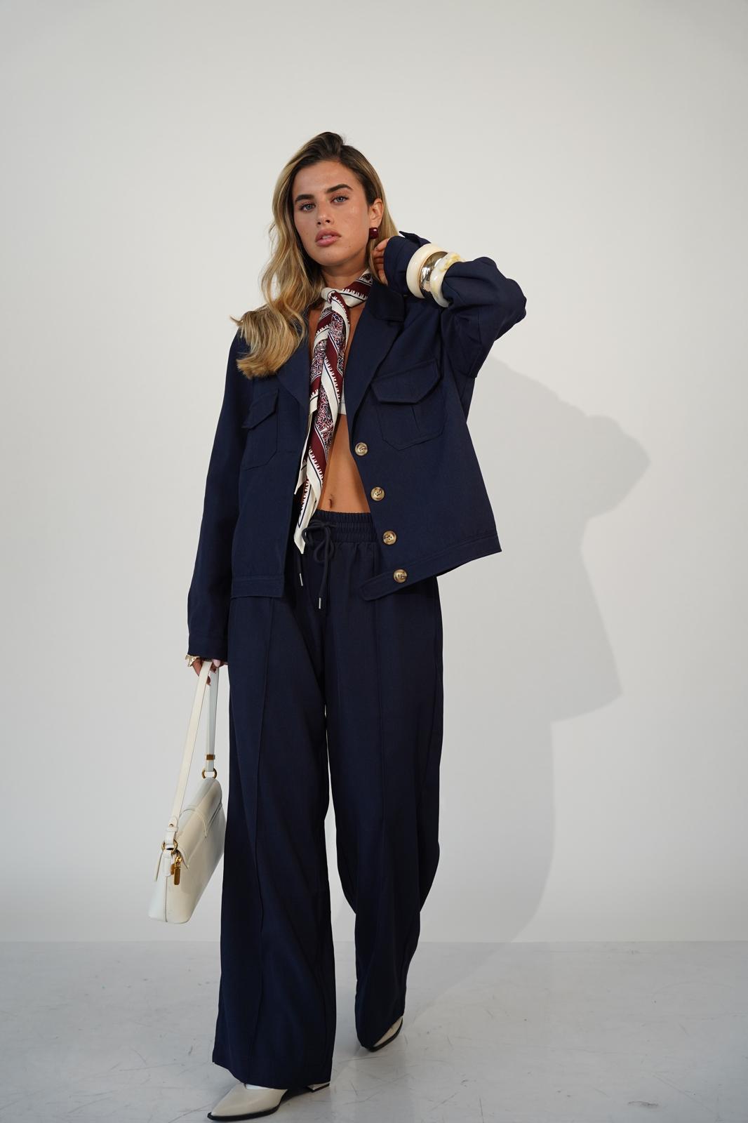 חליפת ליאור חליפה RFA